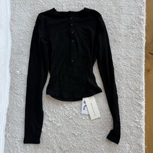 Black Ribbed Button-Front Long Sleeve Top